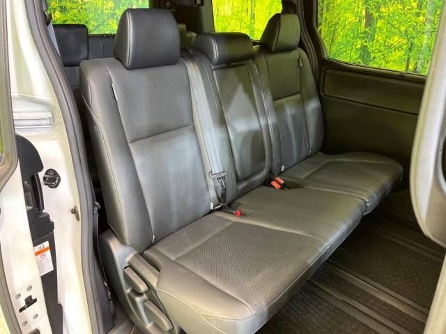 Toyota ESQUIRE 2019-02 18823-9