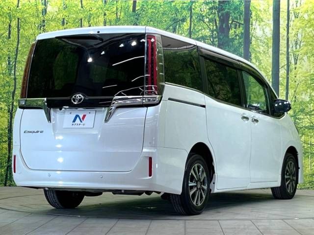 Toyota ESQUIRE 2019-02 18823-18