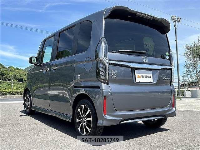 Honda N BOX CUSTOM 2019-01 343307-12