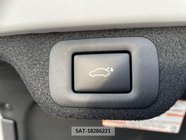 Toyota CROWN 2022-10 297732-14