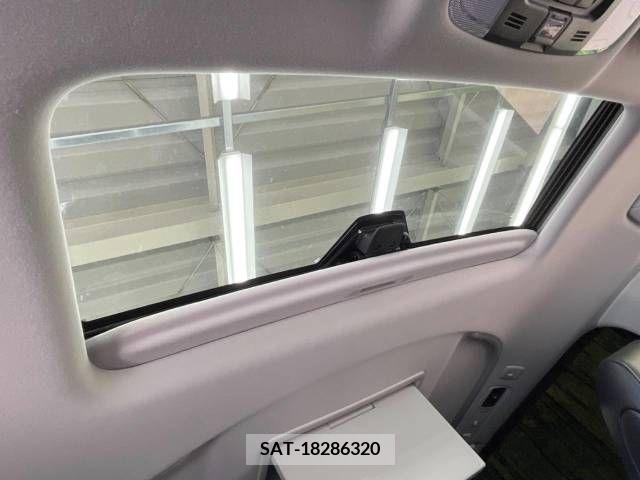 Toyota ALPHARD 2022-09 279779-2
