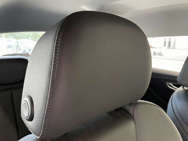 Audi Q2 2018-02 22673-13