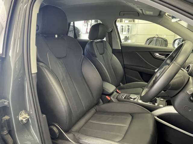 Audi Q2 2018-02 22673-12