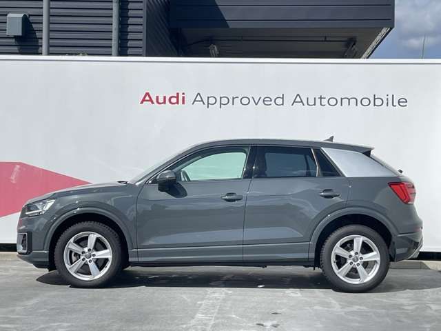 Audi Q2 2018-02 22673-2
