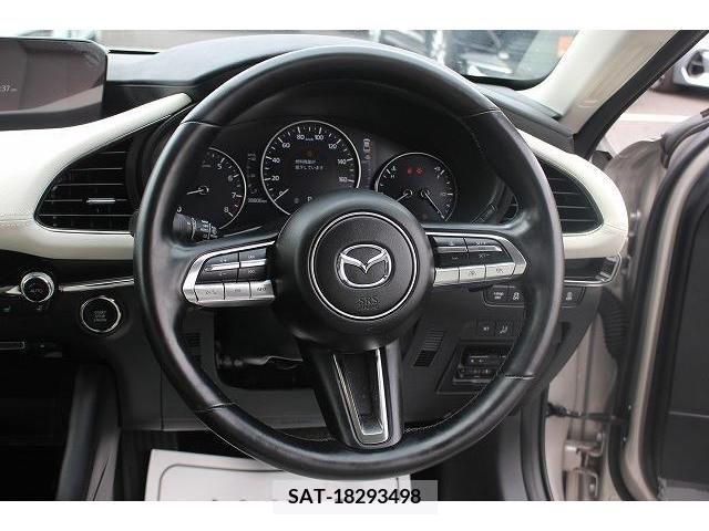Mazda MAZDA3 2022-03 213411-15