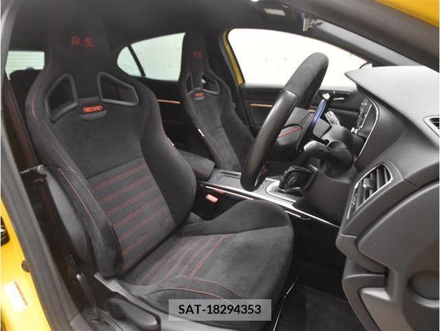 Renault MEGANE 2020-07 316992-7
