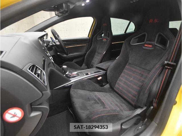 Renault MEGANE 2020-07 316992-6