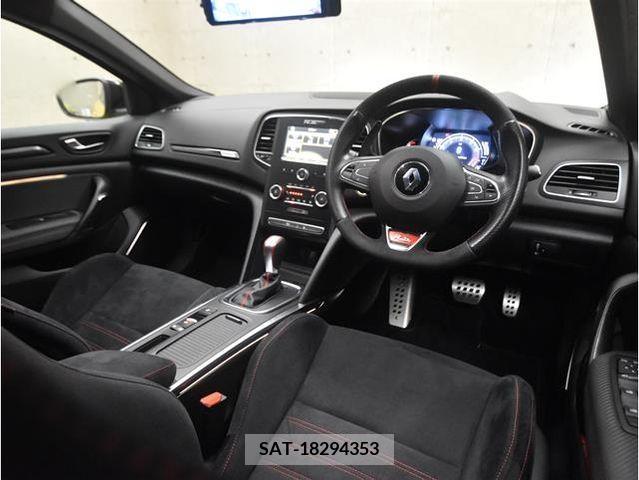 Renault MEGANE 2020-07 316992-1