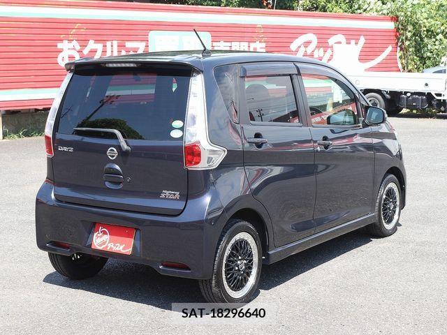 Nissan DAYZ 2014-09 358877-21