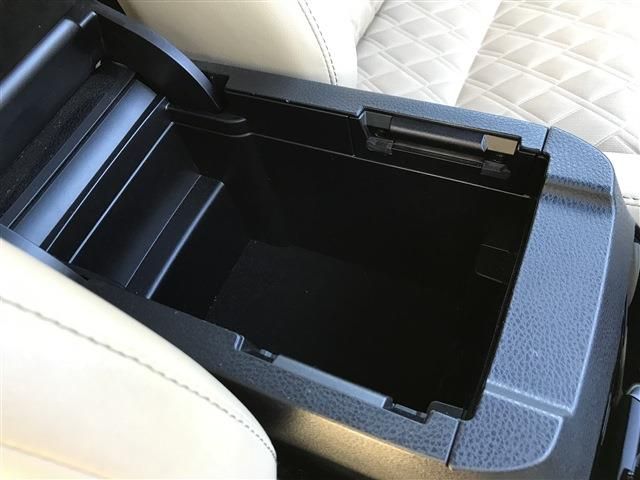 Toyota HARRIER 2017-01 1649-17