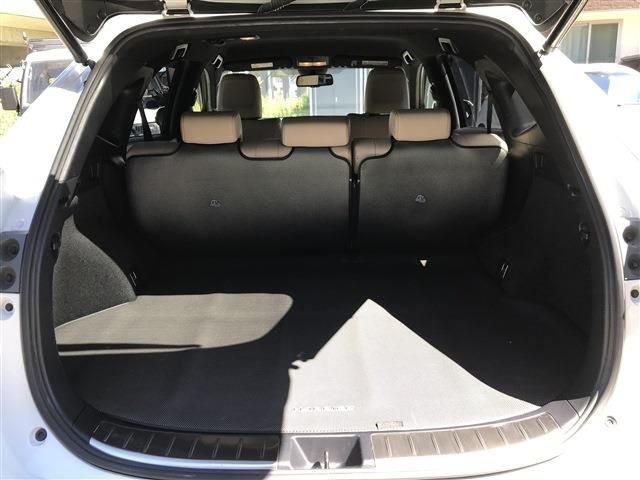 Toyota HARRIER 2017-01 1649-29