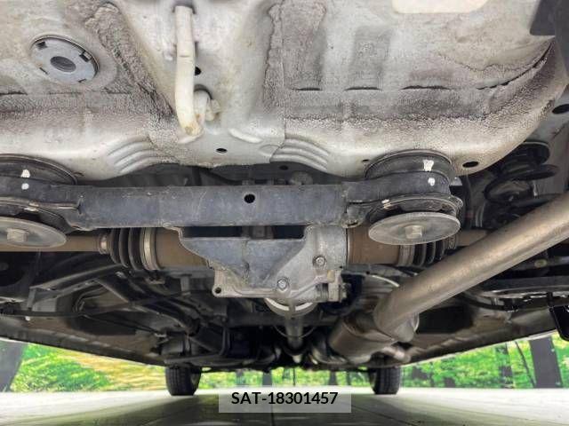 Honda N BOX CUSTOM 2021-12 279377-19