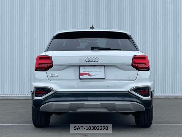 Audi Q2 2022-06 356576-6