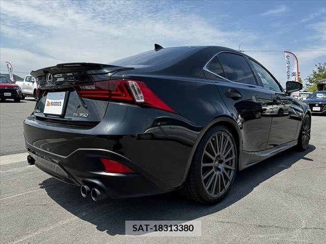 Lexus IS 2015-07 275427-14