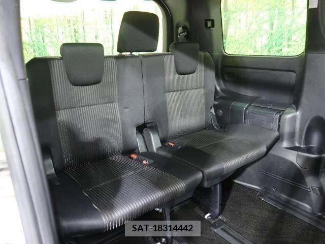 Toyota VOXY 2018-11 202057-13