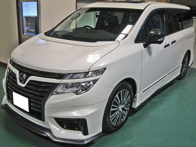 Nissan ELGRAND 2016-02 3550-2