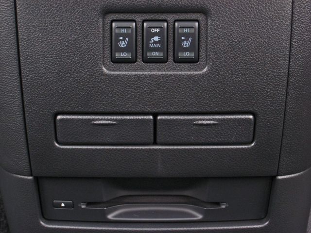 Nissan ELGRAND 2016-02 3550-18