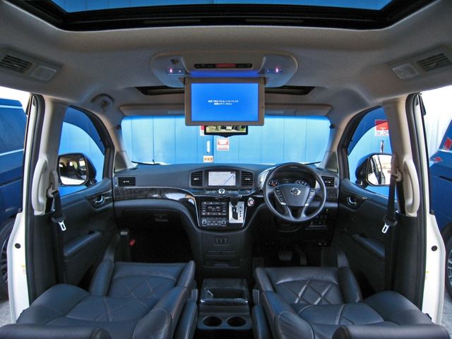 Nissan ELGRAND 2016-02 3550-15