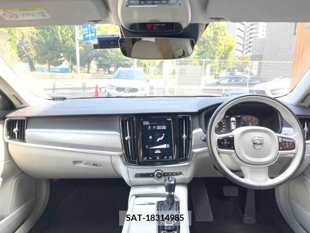 Volvo V90 2017-05 394910-1
