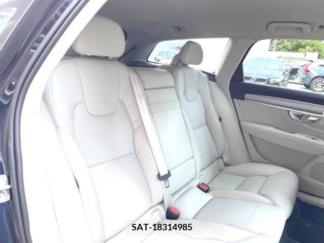 Volvo V90 2017-05 394910-11