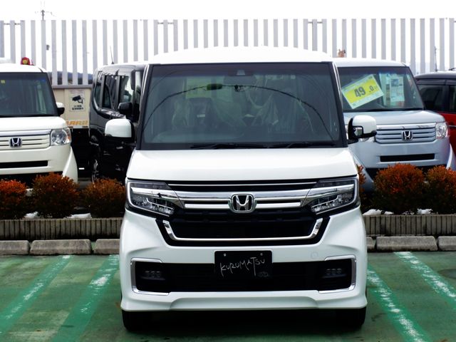 Honda N BOX CUSTOM 2023-01 1563-1