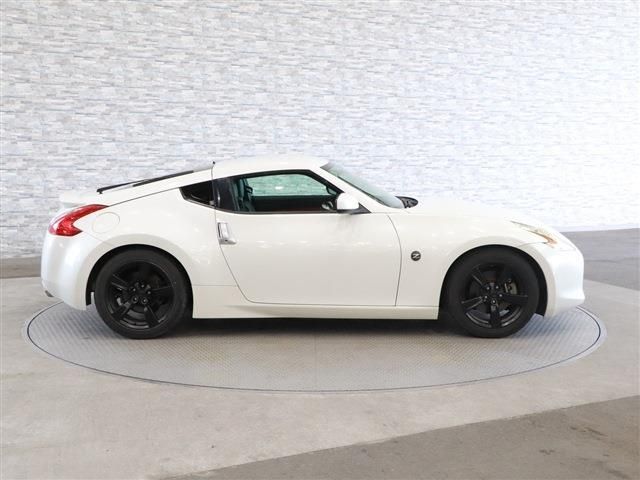 Nissan FAIRLADY Z 2009-03 24341-8