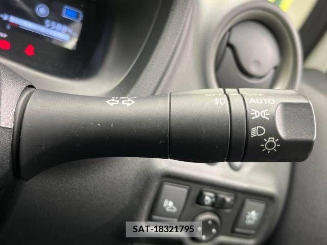 Nissan NOTE 2018-04 210620-7