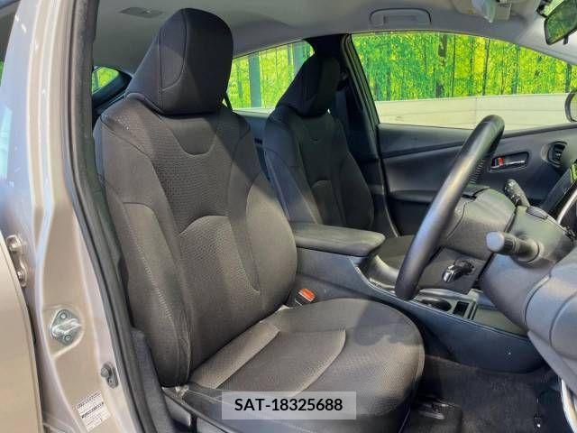 Toyota PRIUS 2019-10 366625-8