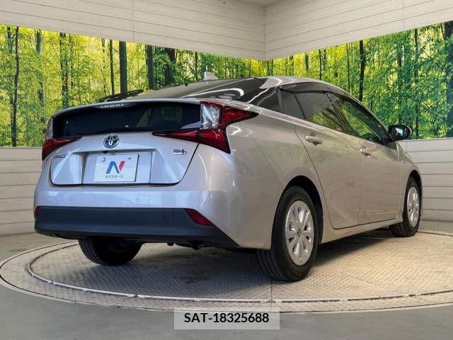 Toyota PRIUS 2019-10 366625-17