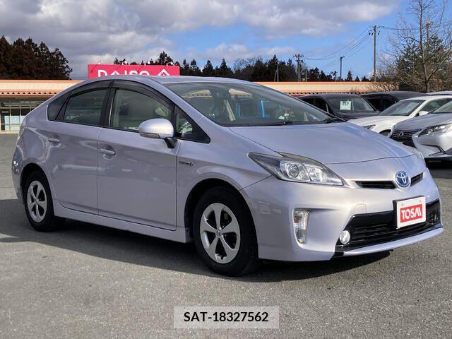 Toyota PRIUS 2013-02 215157-19
