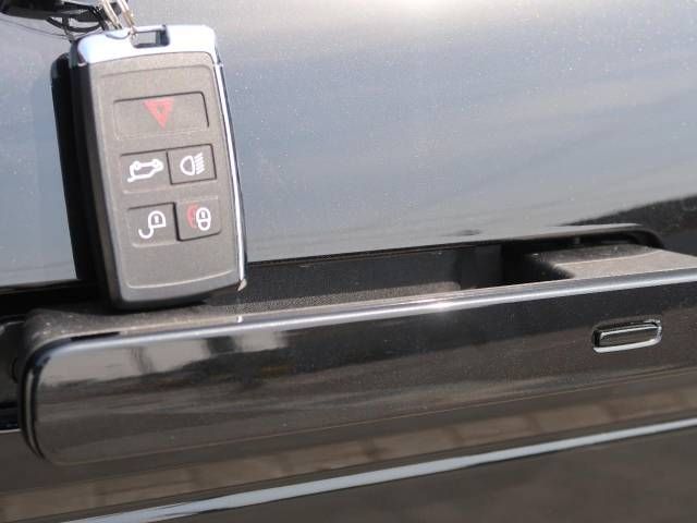 ROVER RANGE ROVER 2022-04 18710-10