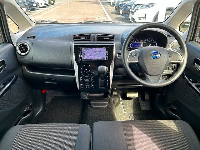 Nissan DAYZ 2017-03 12814-1