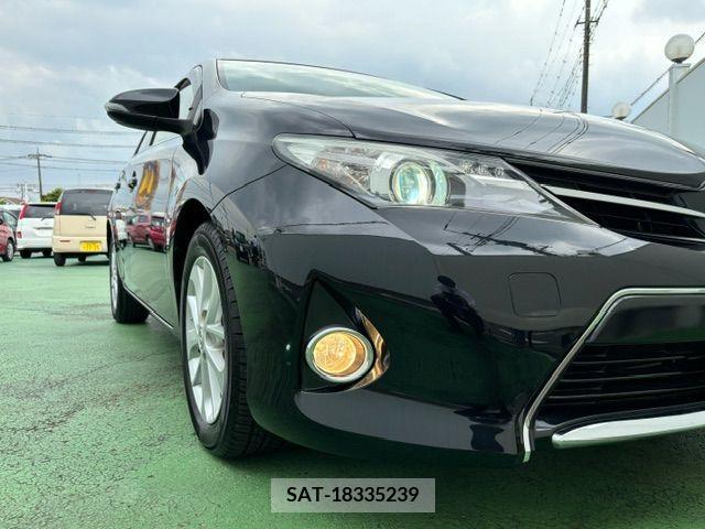 Toyota AURIS 2012-08 293012-24