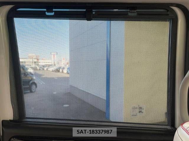 Honda N BOX CUSTOM 2016-05 221676-6