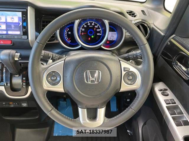 Honda N BOX CUSTOM 2016-05 221676-11