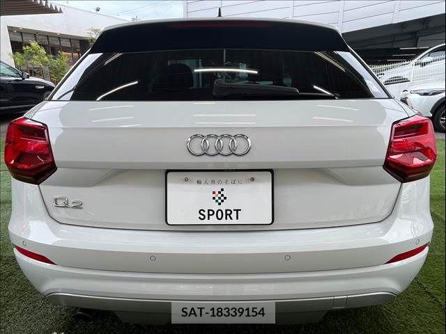 Audi Q2 2019-09 340495-13