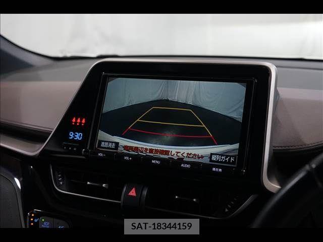 Toyota C-HR 2017-08 256891-5