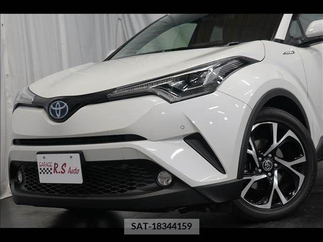 Toyota C-HR 2017-08 256891-2