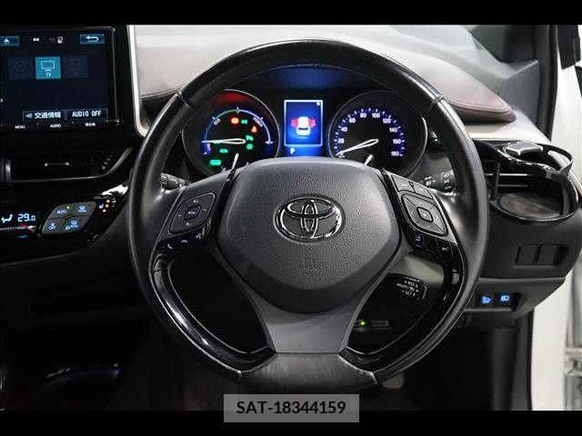 Toyota C-HR 2017-08 256891-9