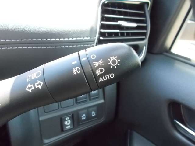 Nissan SERENA 2018-05 4562-11