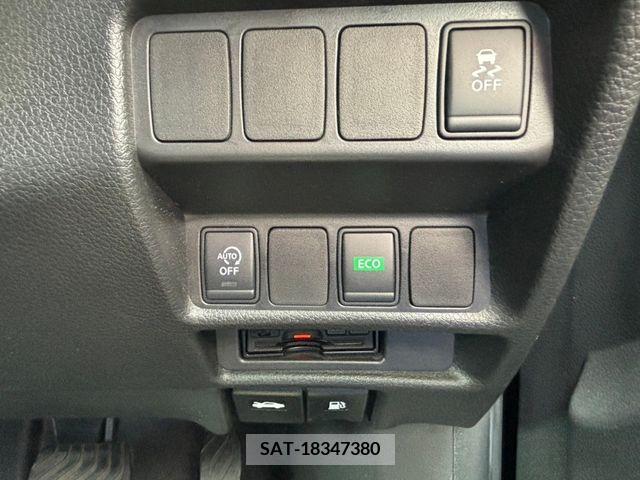 Nissan X-TRAIL 2016-08 329537-16