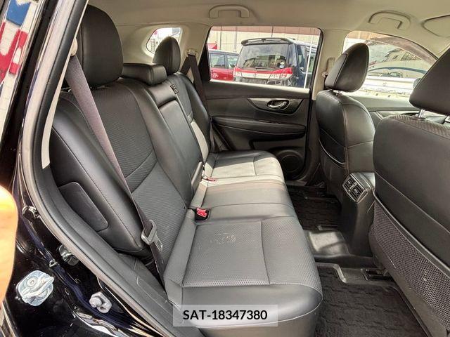 Nissan X-TRAIL 2016-08 329537-25