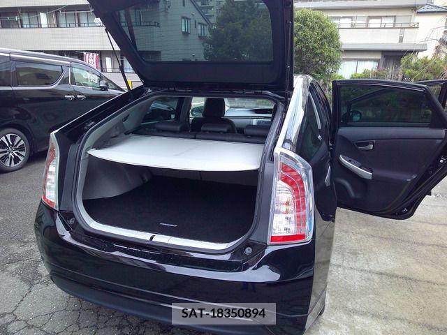 Toyota PRIUS 2014-02 245878-4