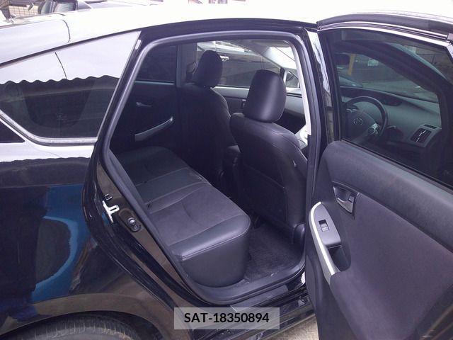 Toyota PRIUS 2014-02 245878-3