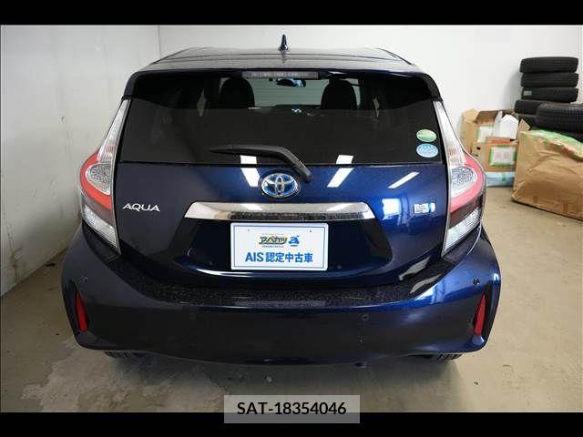Toyota AQUA 2019-08 261208-2