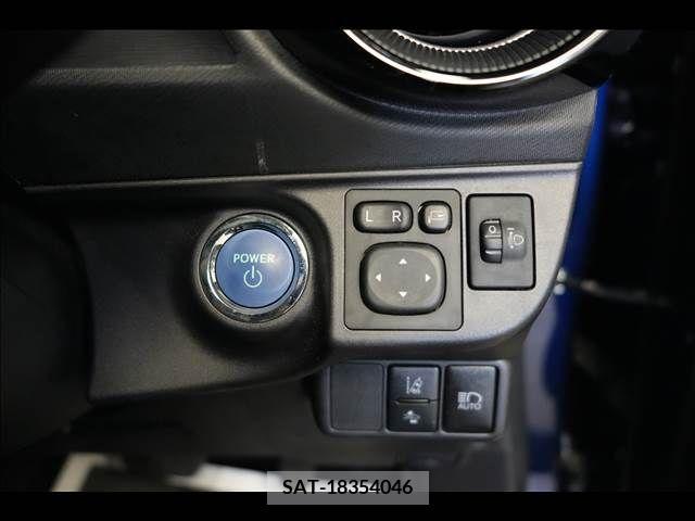 Toyota AQUA 2019-08 261208-12