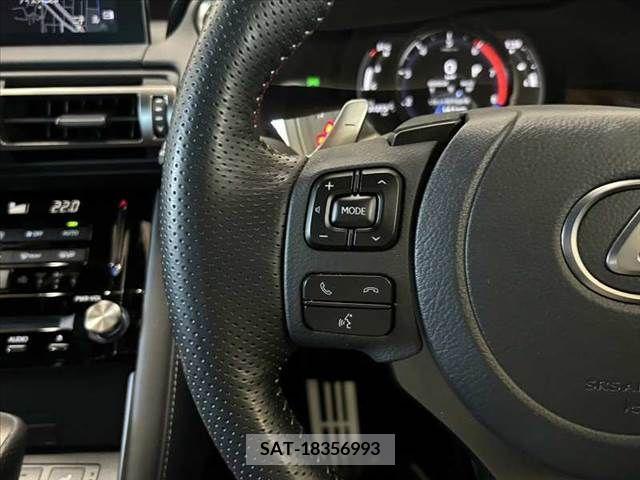 Lexus IS 2021-09 391848-27