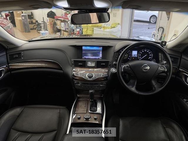Nissan FUGA HYBRID 2011-02 224593-18