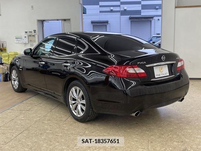Nissan FUGA HYBRID 2011-02 224593-6