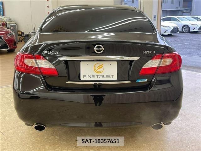 Nissan FUGA HYBRID 2011-02 224593-5